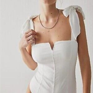 Never Worn Free People Lola square neck White Corset Tie Bodysuit size medium